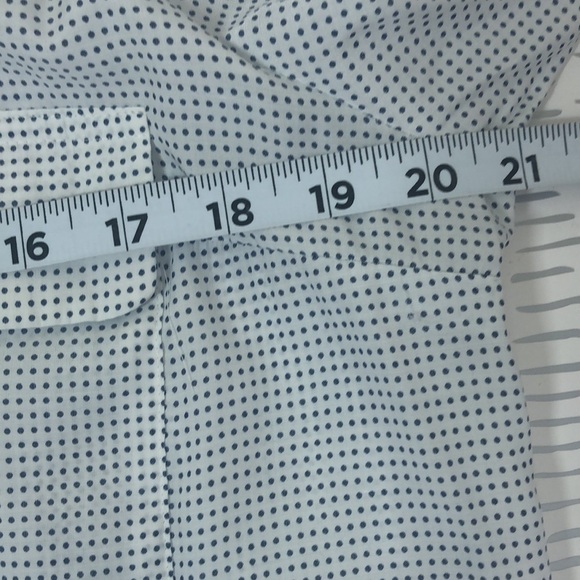 Express button up white with black dots - Picture 6 of 8